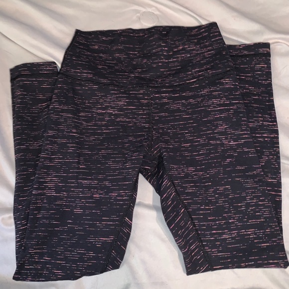 Lululem Align 3/4 Legging - Picture 3 of 3